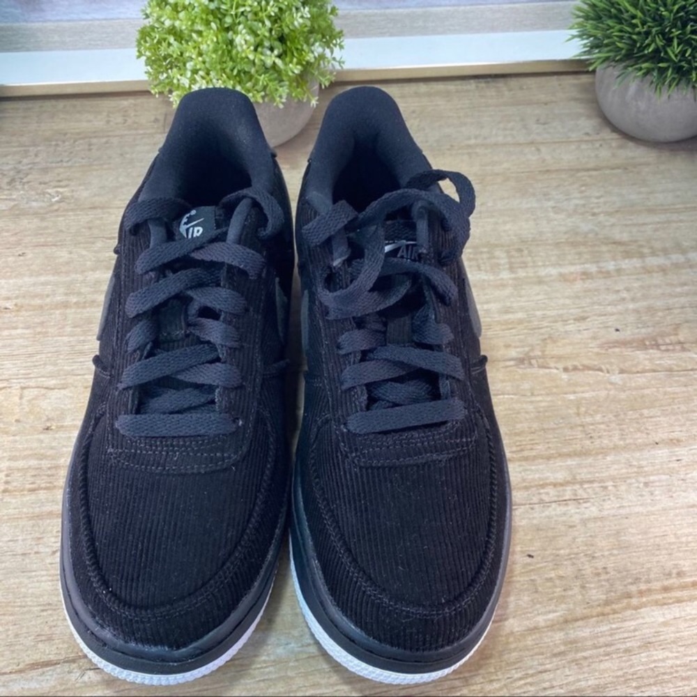 Nike Air Force 1. New in box. Corduroy black. - Picture 9 of 9